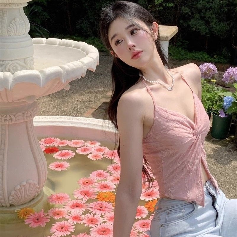 Niche Kink Halter Tank Top